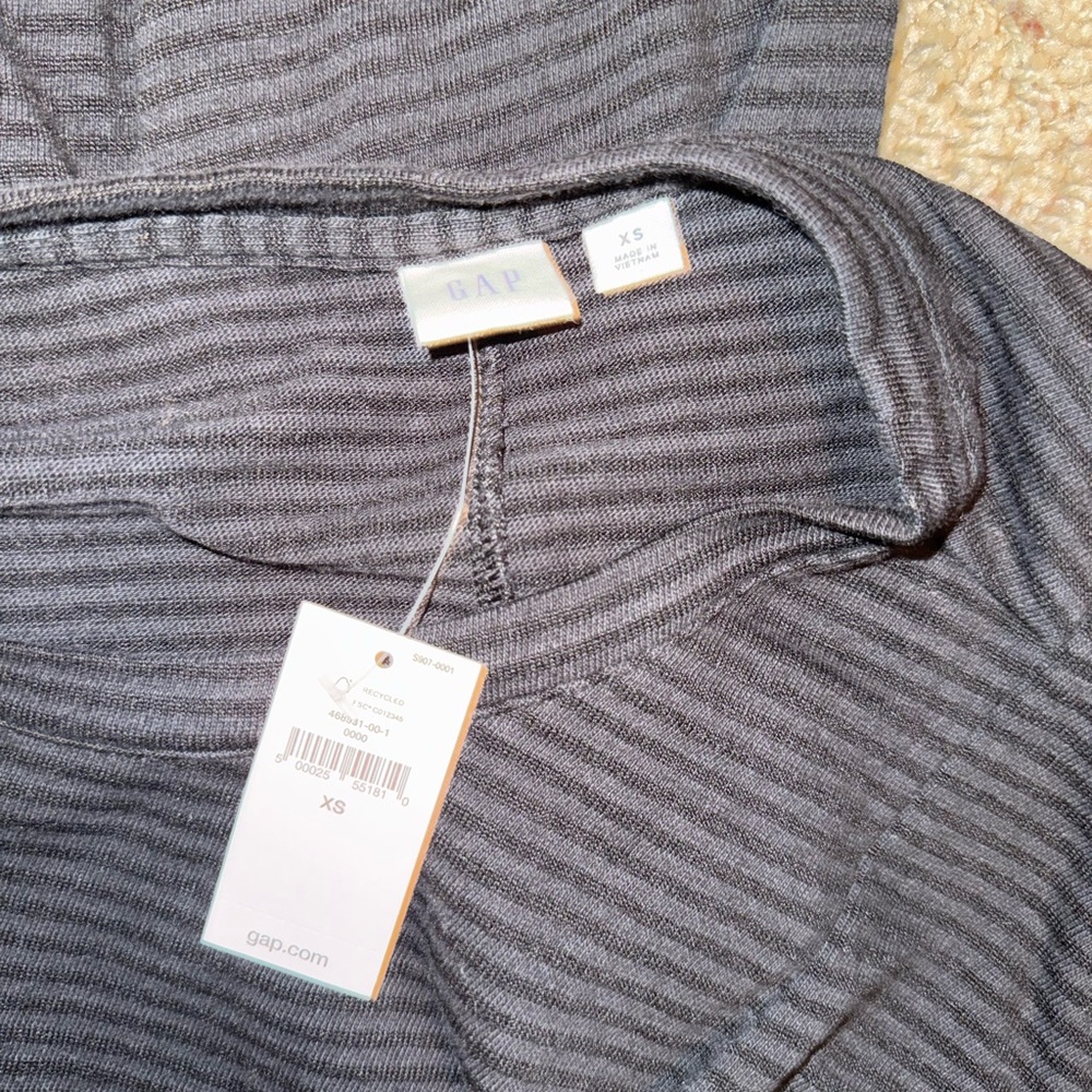 GAP Flutter Sleeve Midi Dress in a black stripe - Picture 5 of 5